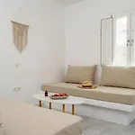 Celestial Seaview Apartments- Ariadne *