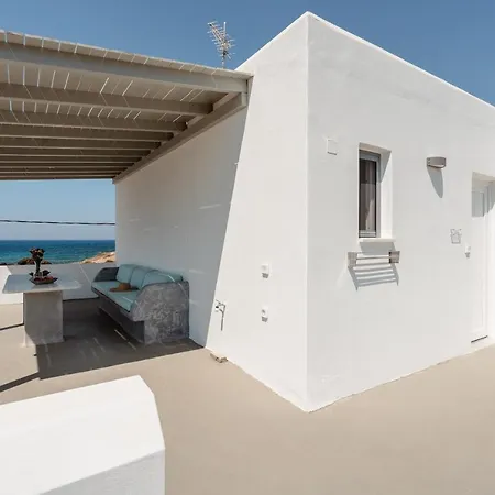 Celestial Seaview Apartments- Ariadne