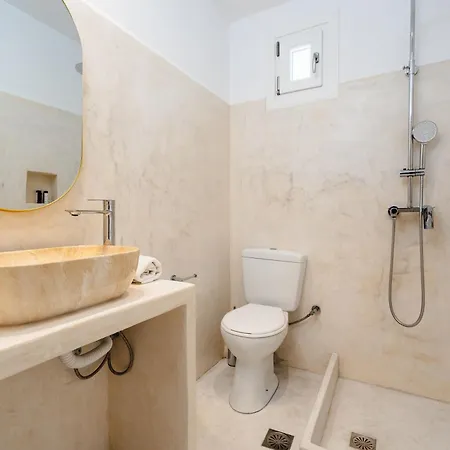 Celestial Seaview Apartments- Ariadne アパート Naxos City